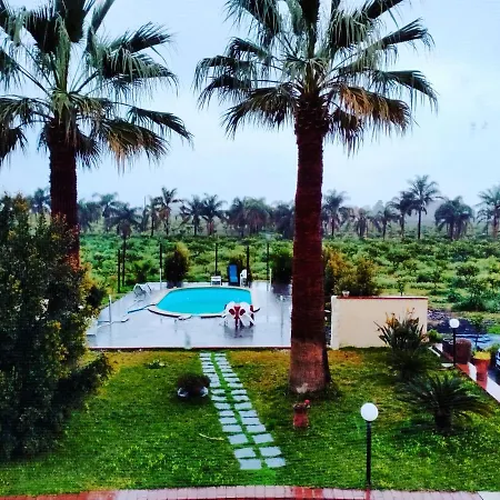 Laura Guest house 3*